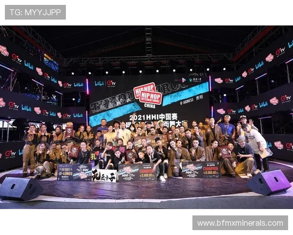 杭州攀岩队在世界街舞大赛中以66分稳居积分榜首位